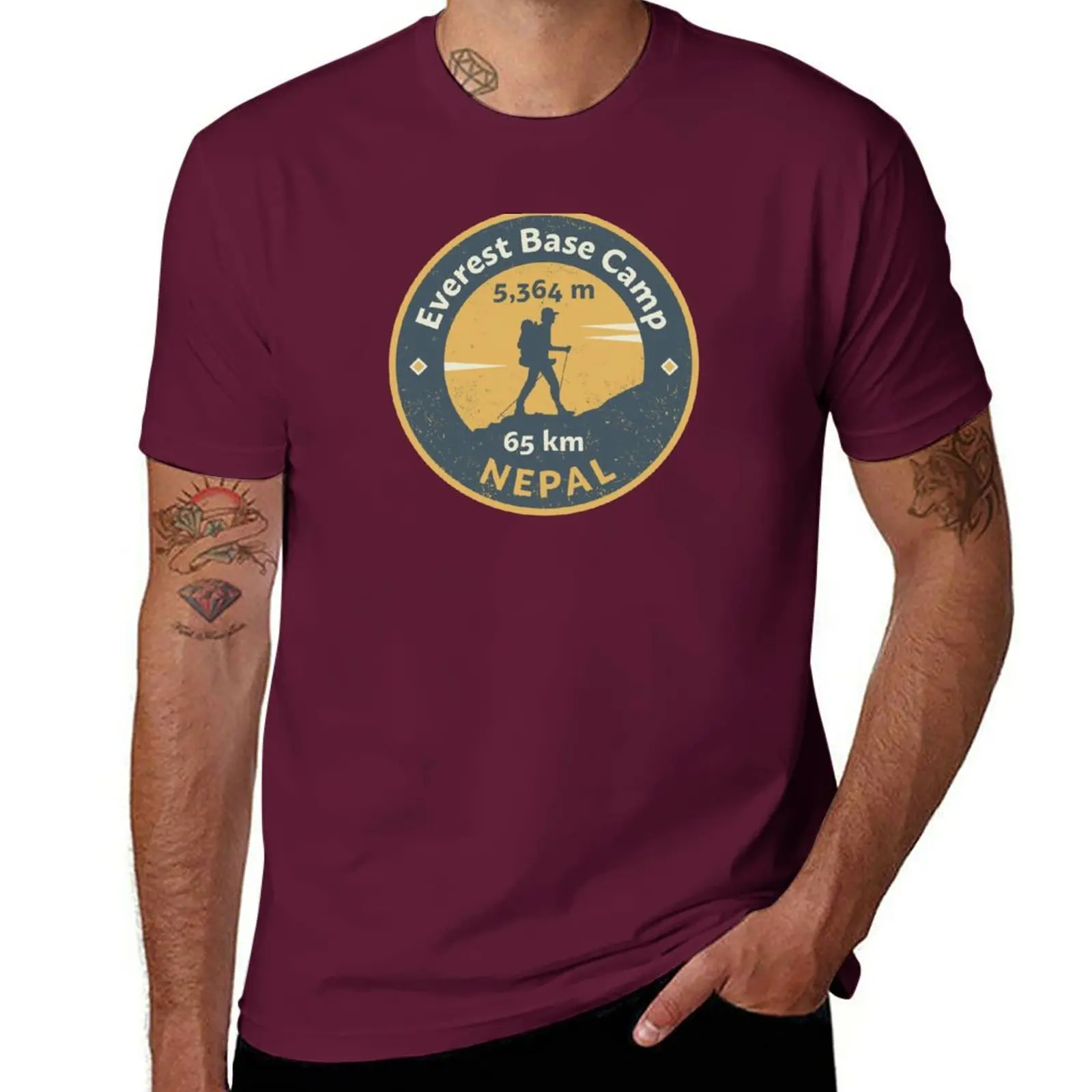 Crewneck Short Sleeve T Shirts - огляд і ціна Summer Everest Clothing